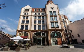 Rius Hotel Lvov Exterior photo