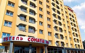 Sonata Hotel & Restaurant "Готель Соната" Lvov Exterior photo